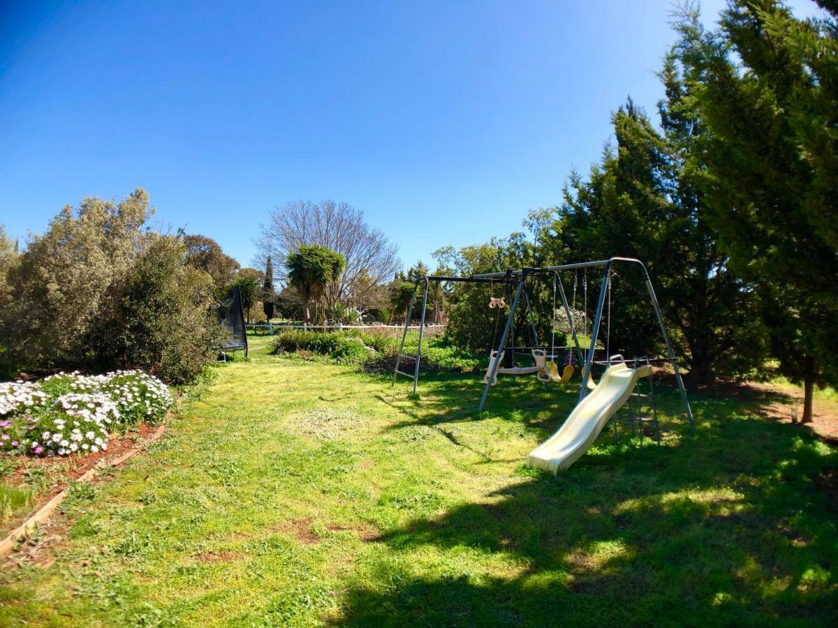 Melbourne Garden Bed And Breakfast Melton South Exterior photo